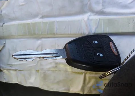 2010 Jeep Compass Sport z USA, uszkodzony, nr VIN 1J4NT4FB0AD604651